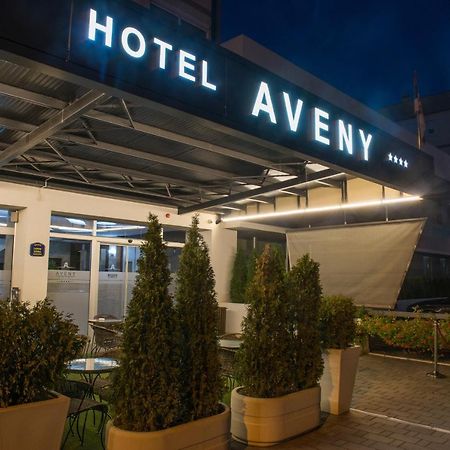 Garni Hotel Aveny Čačak Exteriör bild
